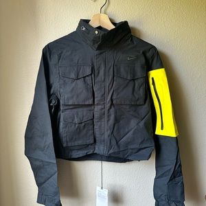 Nike jacket woman